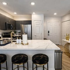 Stylish 1BR Apartment in Little Italy