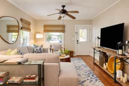 Stylish Retreat. Grand Private Yard. Fire Pit. A/C - Image 4