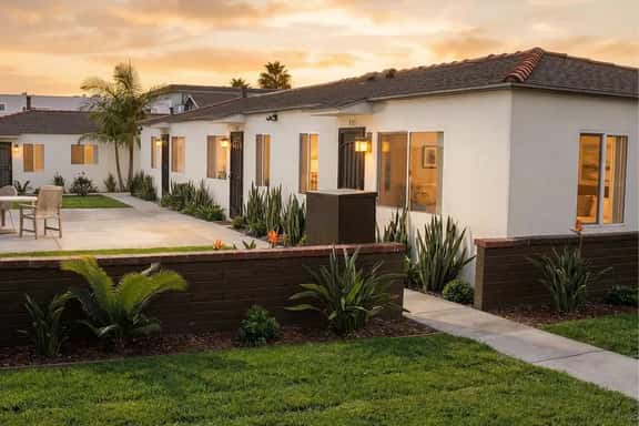 New! Modern 1BR Patio Apartment 3 blocks to Ocean - Image 1